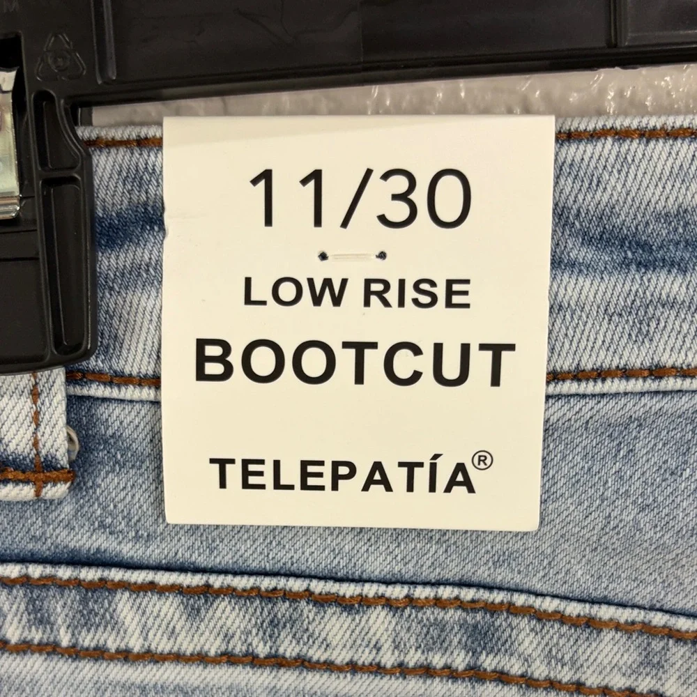 Telepatia Heart Embroidered Light Blue Bootcut Jeans,Size 11/30 - Picture 7 of 17